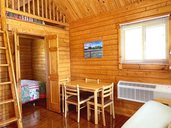 Cabin 9-Lakefront Sandy Beach-King Bed-Full Kitchen-Sleeping Loft-AC/Heat-Sleeps 6 - Image 4